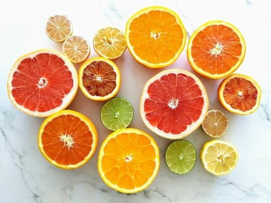 Voedingsmiddelenascorbinezuur Vitamine C CAS50-81-7 voor FCC/USP/BP/EP uit natuurlijke bronnen